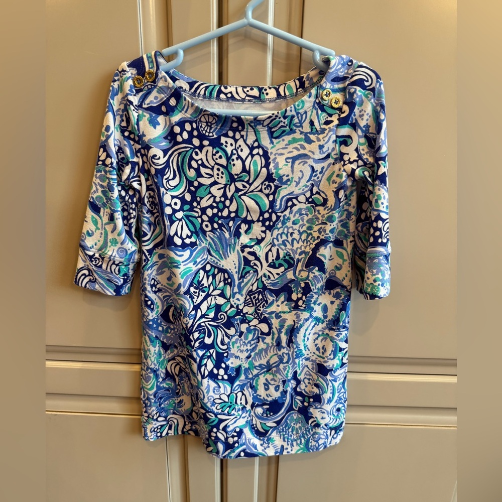 Lilly Pulitzer Blue and White Patterned Blouse